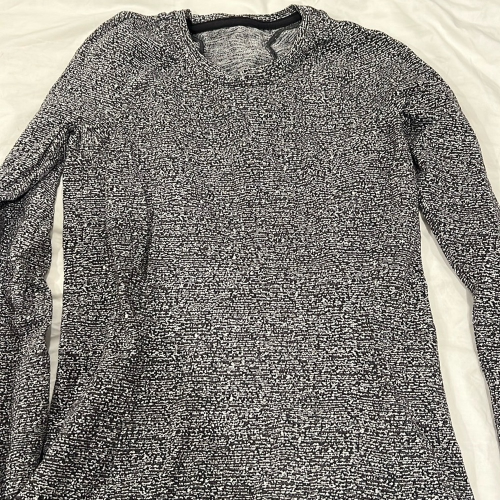 lululemon long sleeve top
